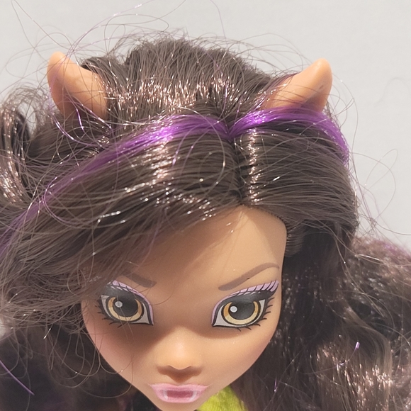 Monster High Clawdeen Wolf 2008 doll - Picture 6 of 9